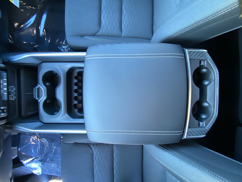 Thumbnail: 2026 RAM 1500 - 26