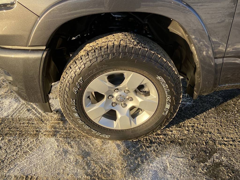 Thumbnail: 2026 RAM 1500 - 7