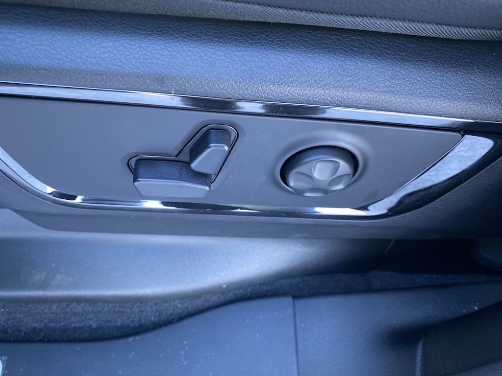 Thumbnail: 2026 RAM 1500 - 19