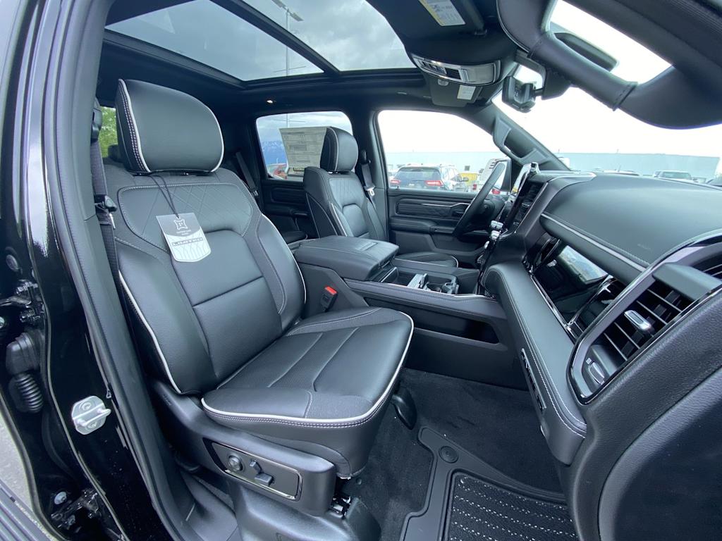 Thumbnail: 2026 RAM 1500 - 10