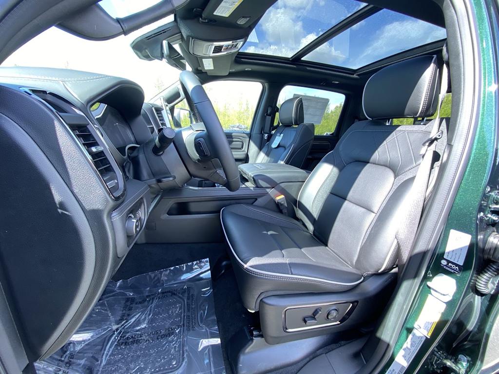 Thumbnail: 2026 RAM 1500 - 7