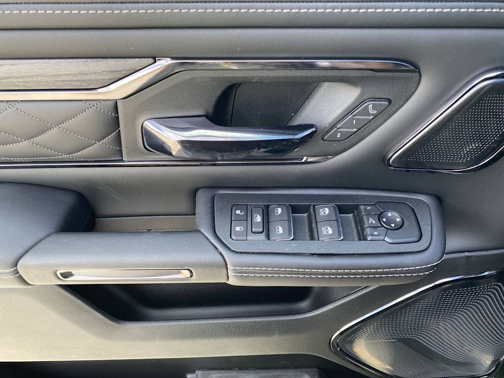 Thumbnail: 2026 RAM 1500 - 19