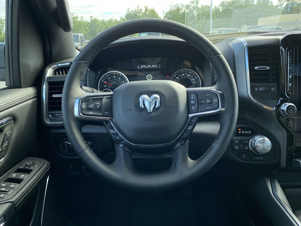 Thumbnail: 2025 RAM 1500 - 2