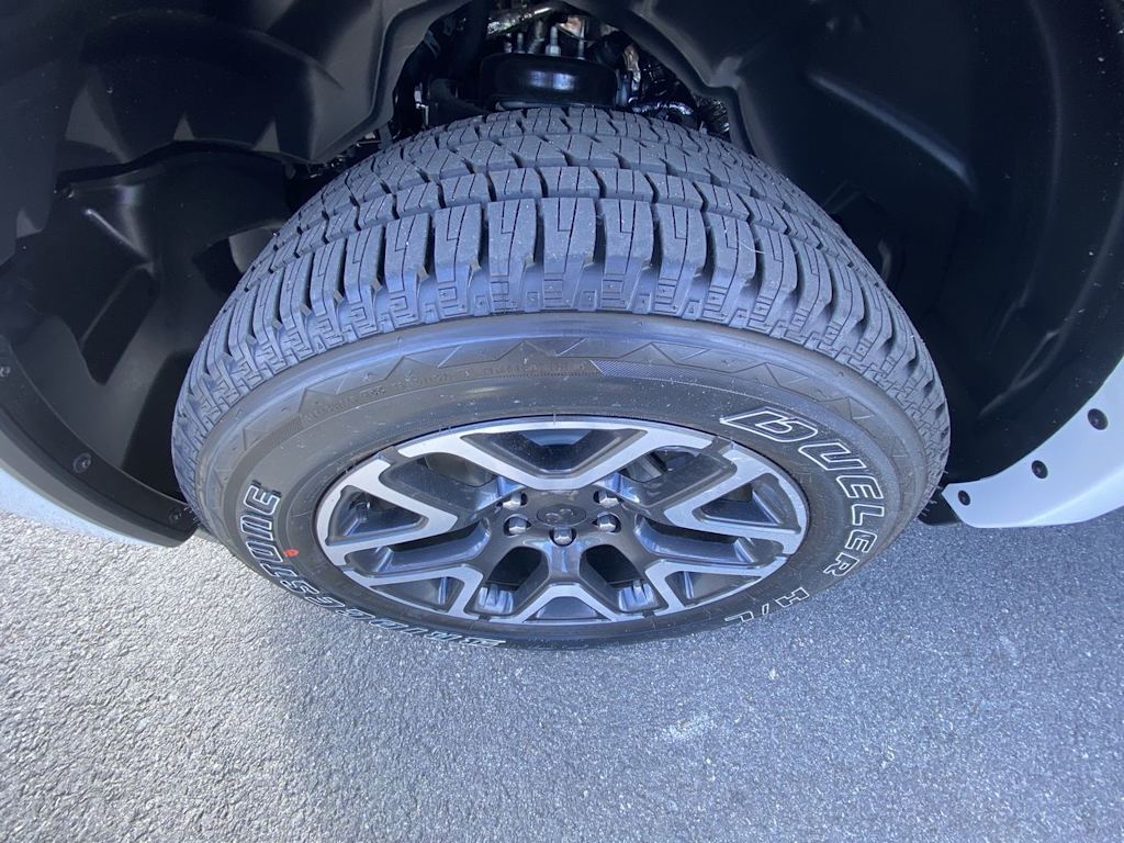 Thumbnail: 2025 RAM 1500 - 6