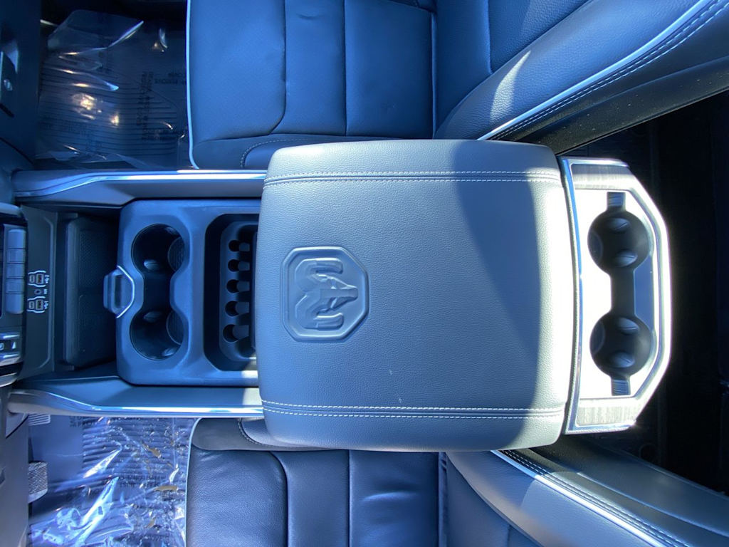 Thumbnail: 2025 RAM 1500 - 17