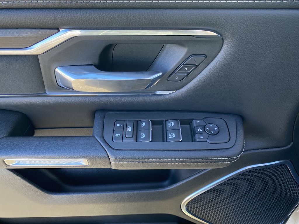 Thumbnail: 2025 RAM 1500 - 24