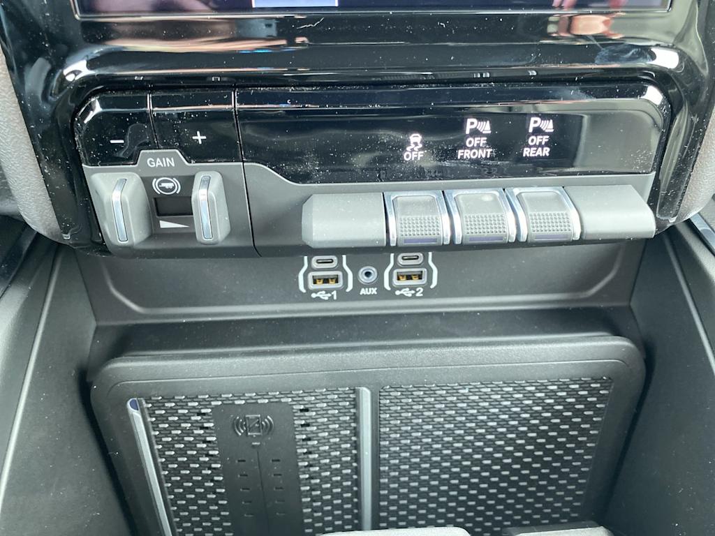 Thumbnail: 2026 RAM 1500 - 27