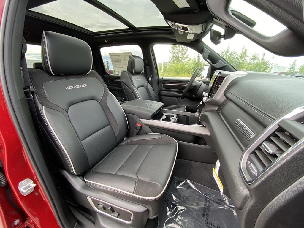 Thumbnail: 2026 RAM 1500 - 8
