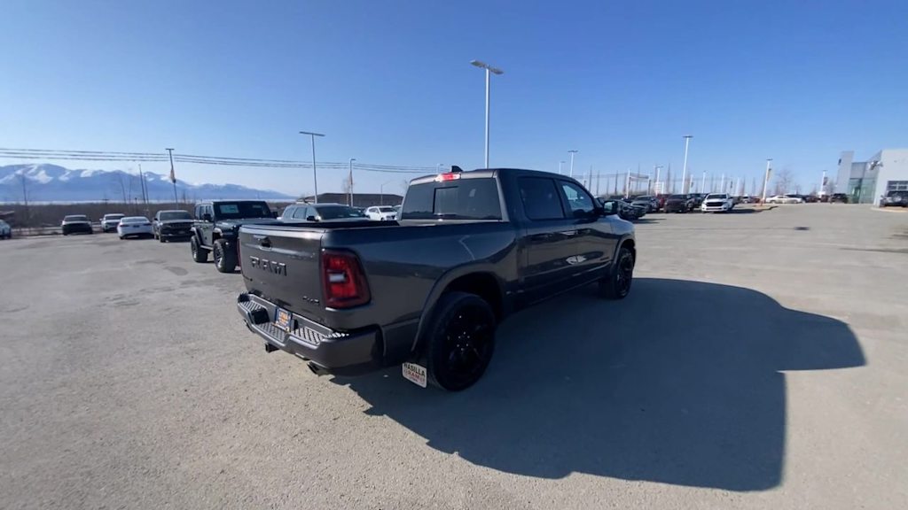Thumbnail: 2026 RAM 1500 - 19