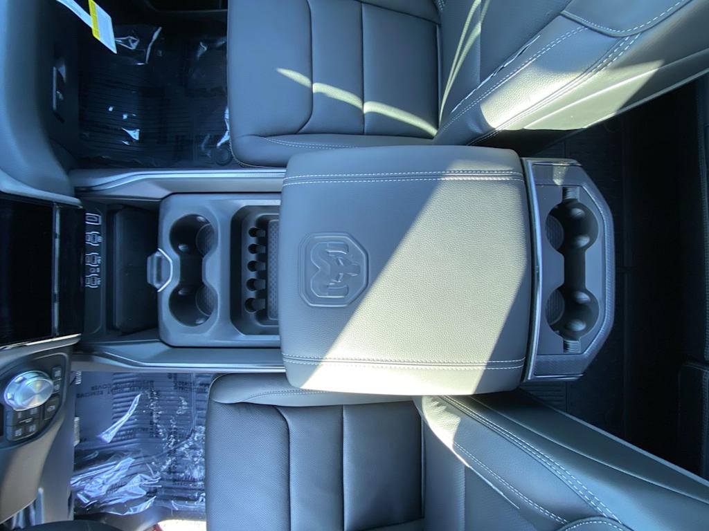 Thumbnail: 2025 RAM 1500 - 11