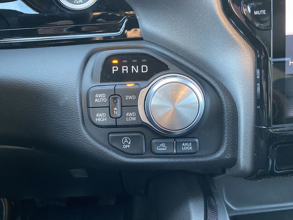 Thumbnail: 2025 RAM 1500 - 23