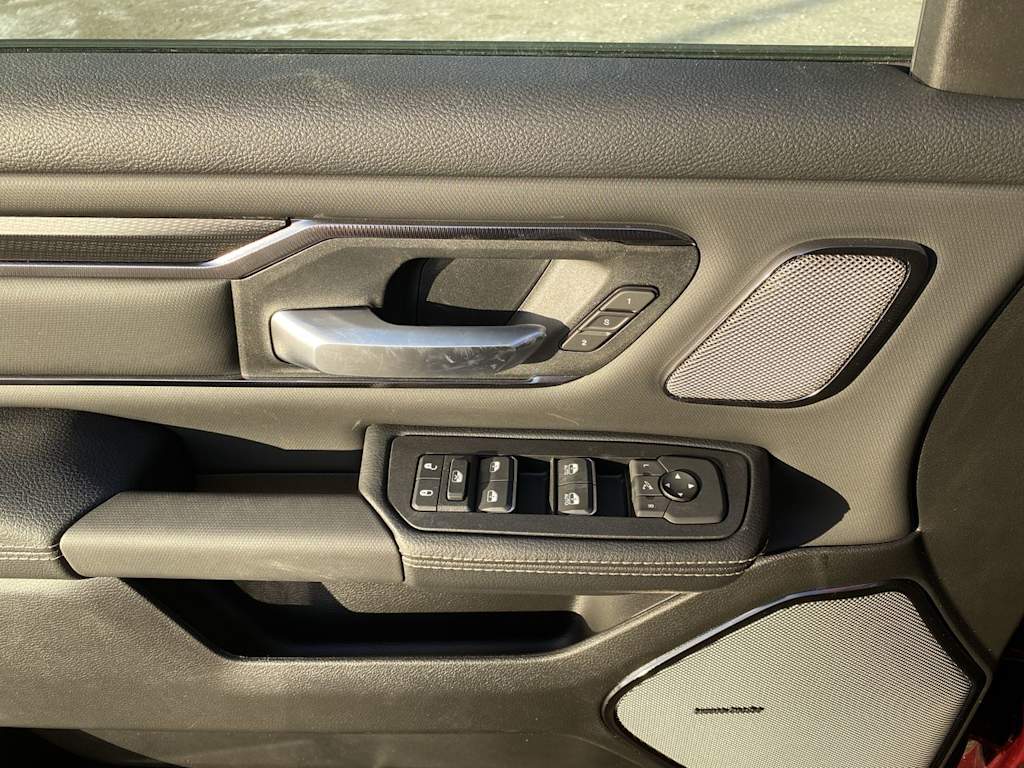 Thumbnail: 2025 RAM 1500 - 19