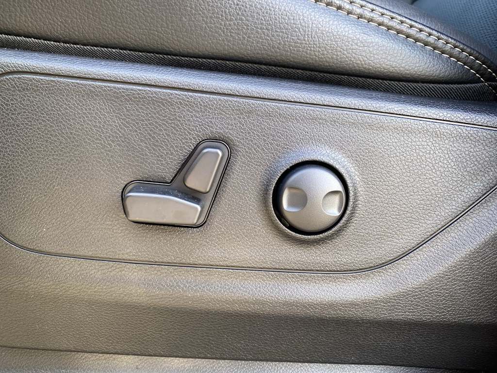 Thumbnail: 2025 RAM 1500 - 18