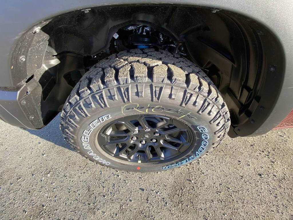 Thumbnail: 2025 RAM 1500 - 6