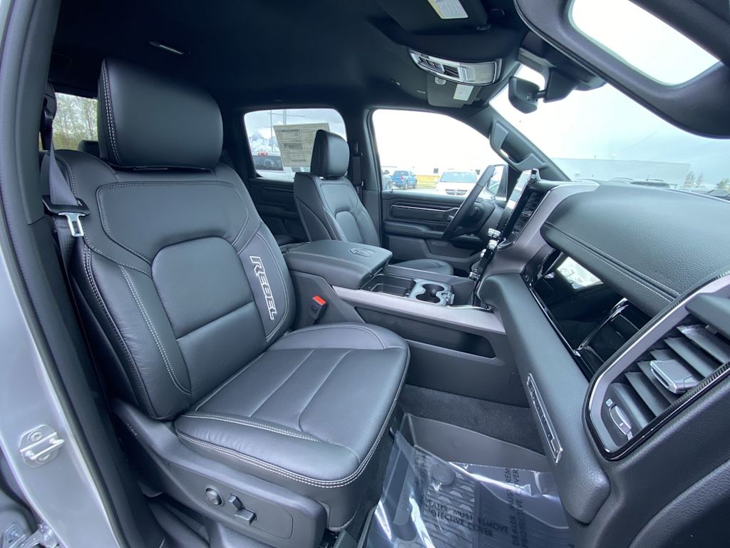 Thumbnail: 2026 RAM 1500 - 8