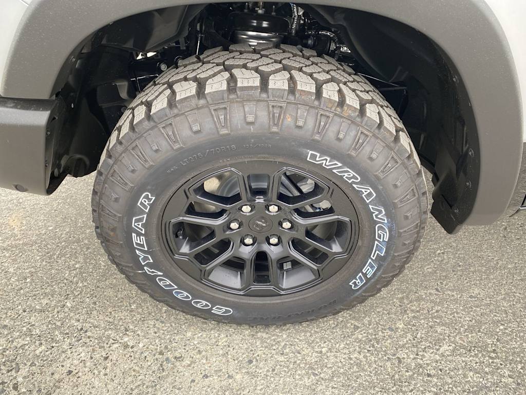 Thumbnail: 2026 RAM 1500 - 5