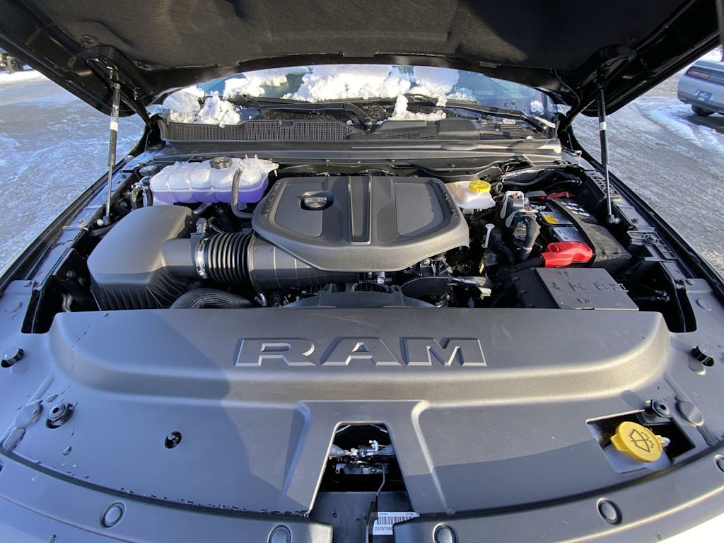 Thumbnail: 2026 RAM 1500 - 8