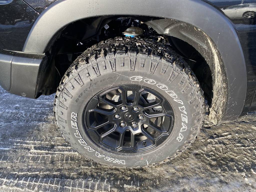 Thumbnail: 2026 RAM 1500 - 7