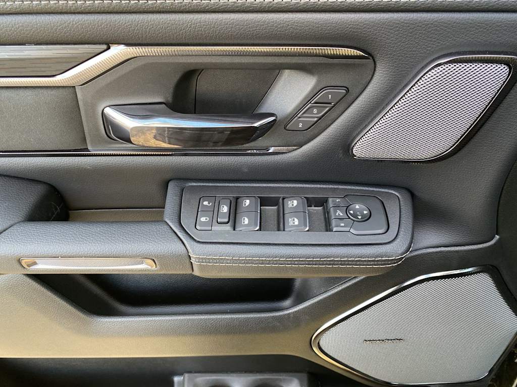 Thumbnail: 2026 RAM 1500 - 20