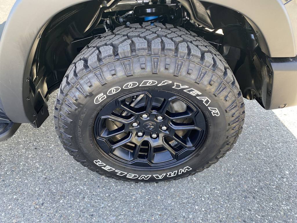 Thumbnail: 2026 RAM 1500 - 6