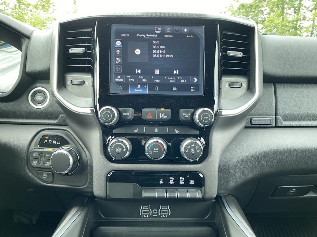 Thumbnail: 2026 RAM 1500 - 10