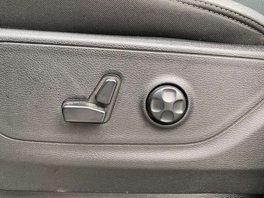 Thumbnail: 2019 RAM 1500 - 21
