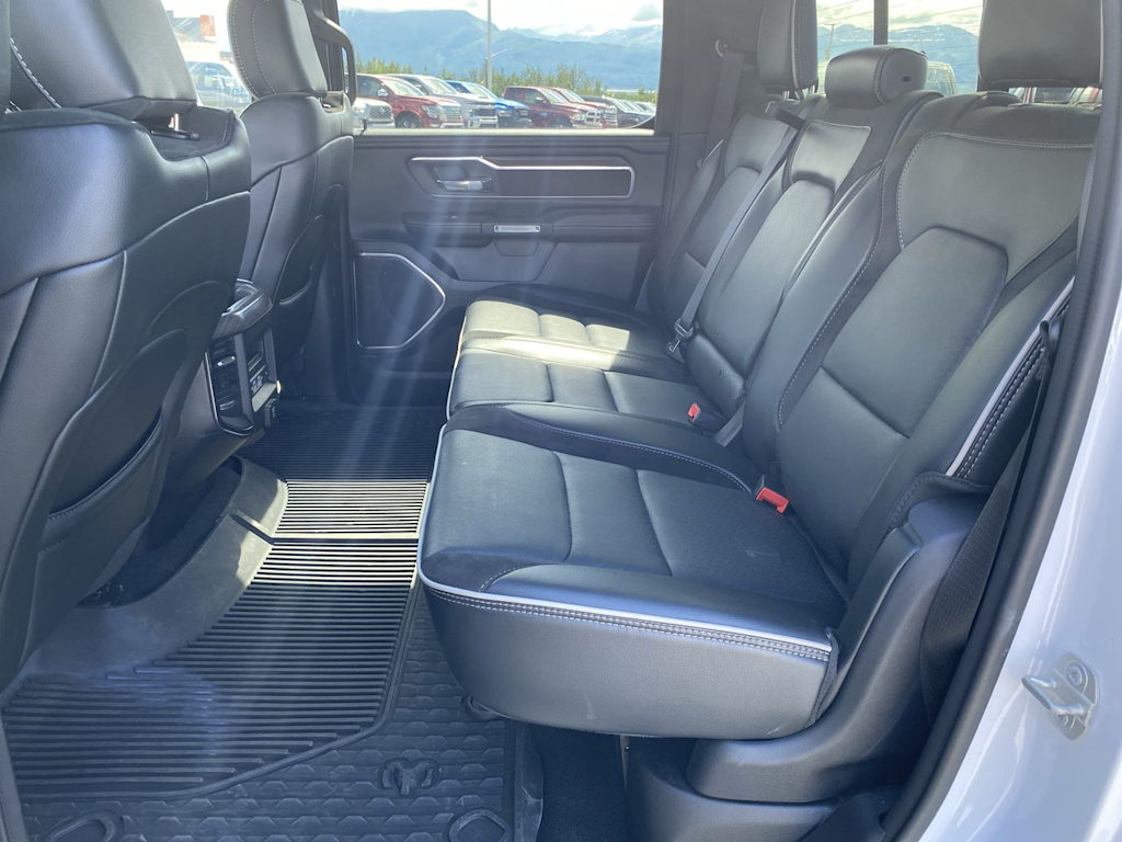 Thumbnail: 2025 RAM 1500 - 10