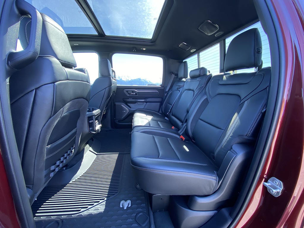 Thumbnail: 2024 RAM 1500 - 10