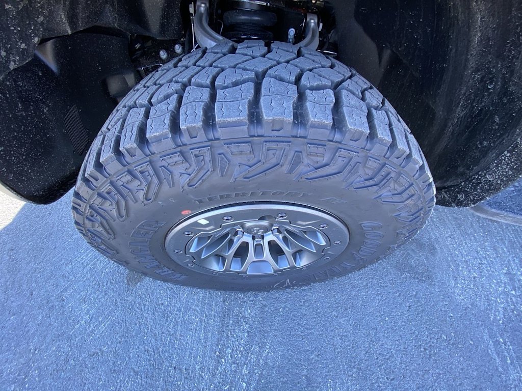 Thumbnail: 2024 RAM 1500 - 21