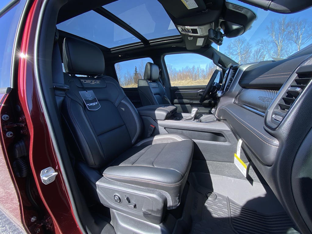 Thumbnail: 2024 RAM 1500 - 28