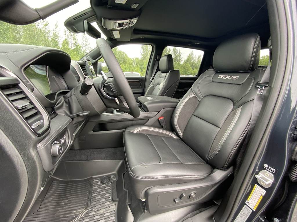 Thumbnail: 2026 RAM 1500 - 5