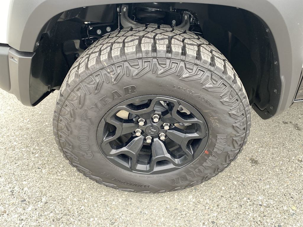 Thumbnail: 2026 RAM 1500 - 5