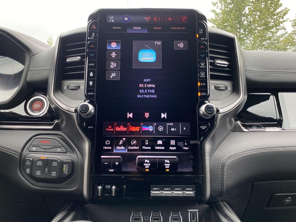 Thumbnail: 2026 RAM 1500 - 10