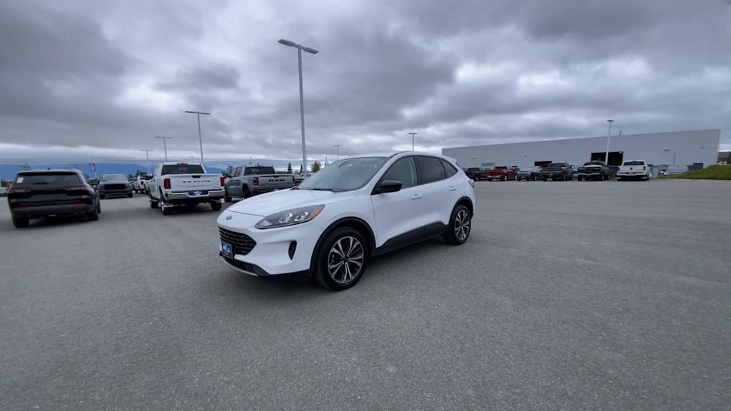 Thumbnail: 2021 Ford Escape - 5