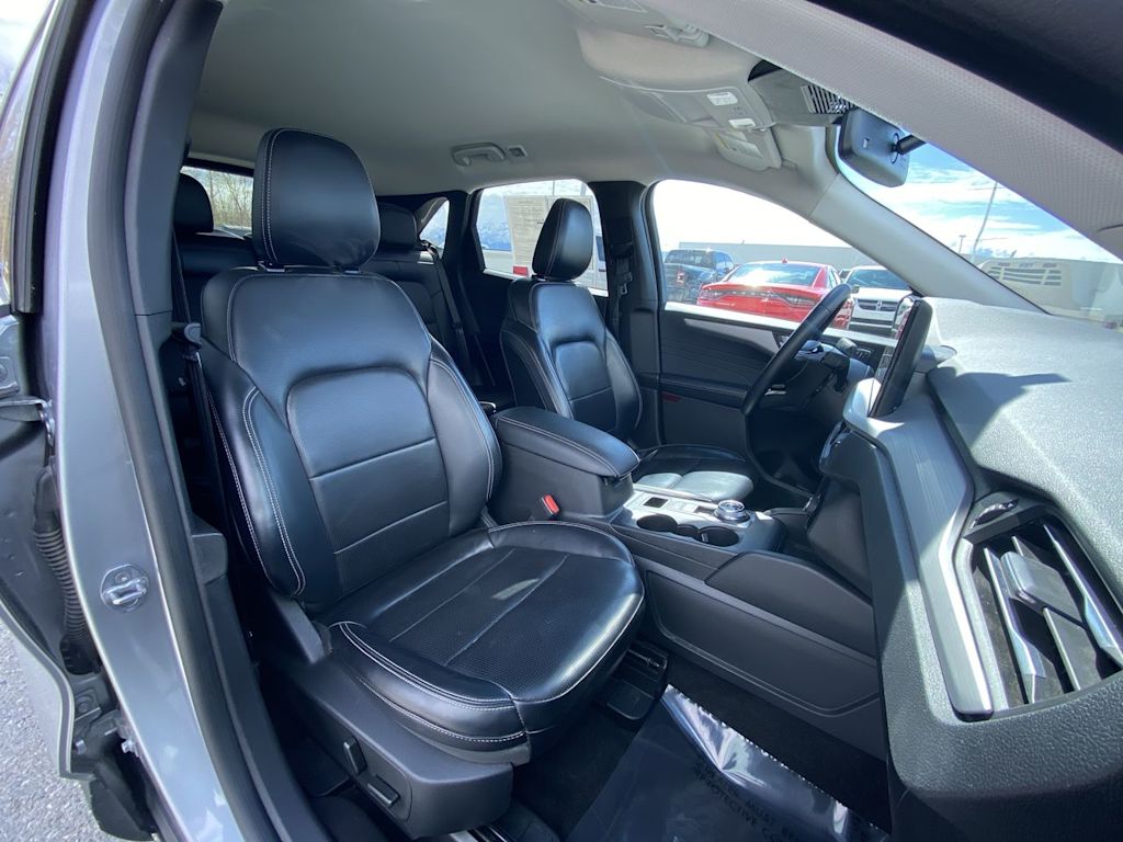 Thumbnail: 2024 Ford Escape - 9