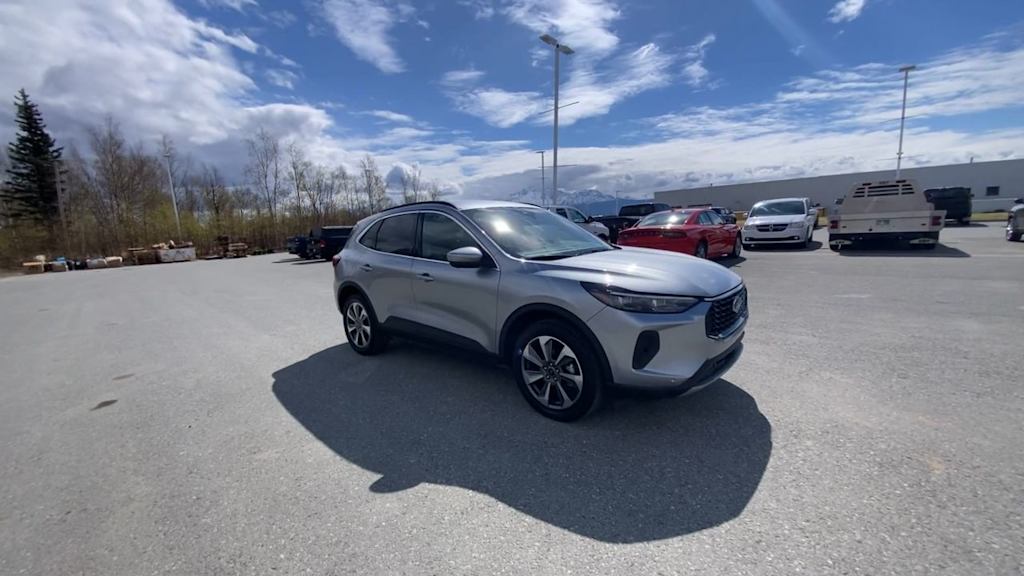 Thumbnail: 2024 Ford Escape - 5