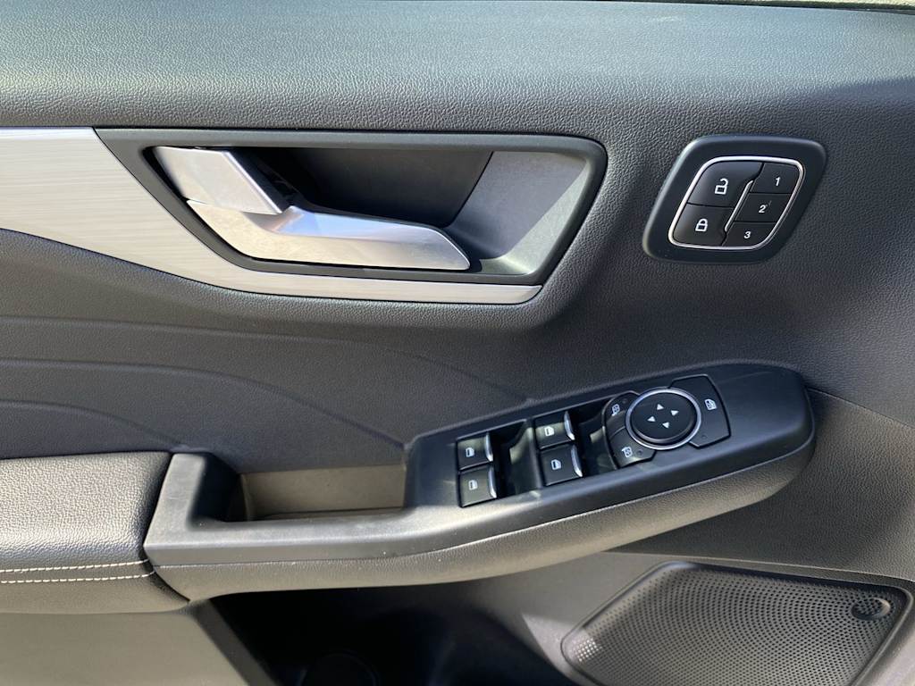 Thumbnail: 2024 Ford Escape - 19