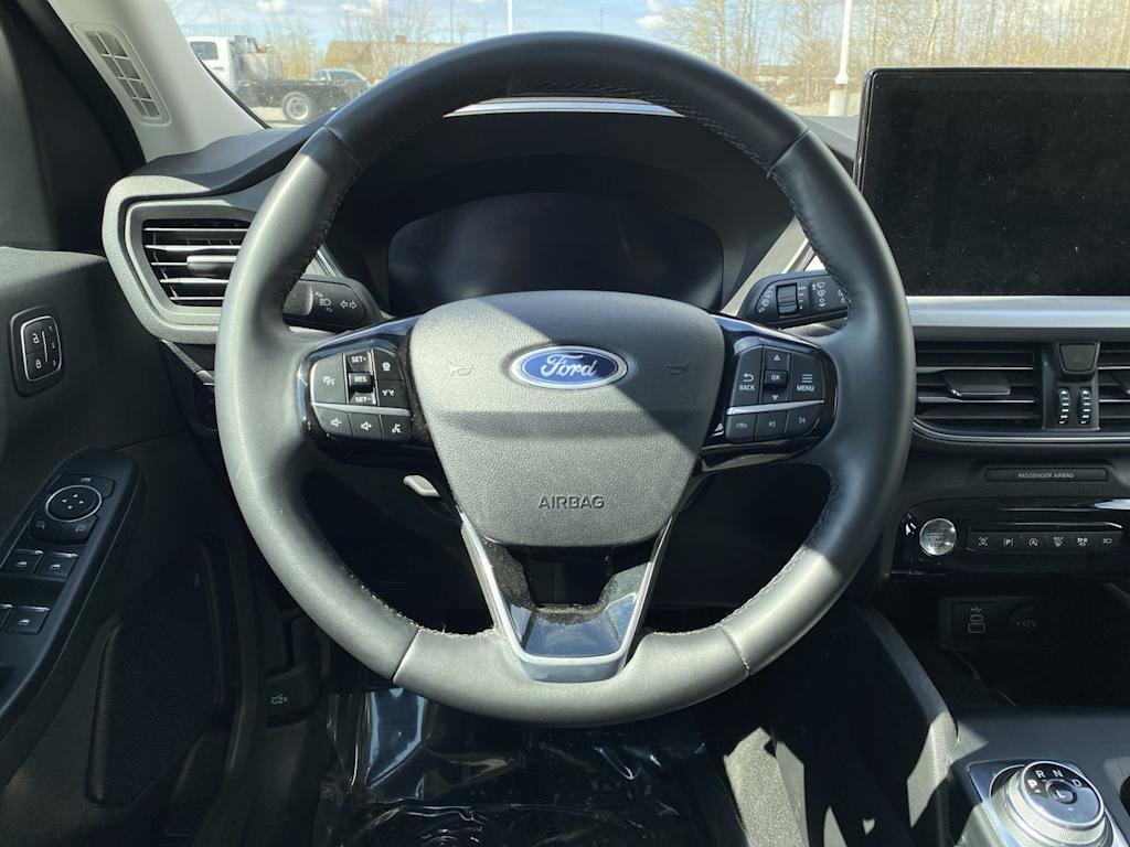 Thumbnail: 2024 Ford Escape - 2