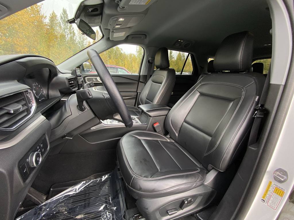 Thumbnail: 2023 Ford Explorer - 8