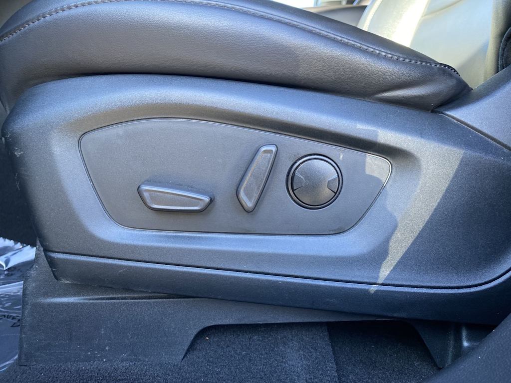 Thumbnail: 2023 Ford Explorer - 20