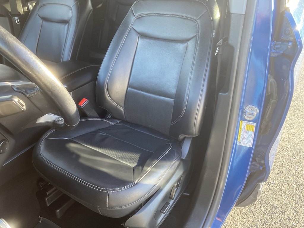 Thumbnail: 2021 Ford Explorer - 8