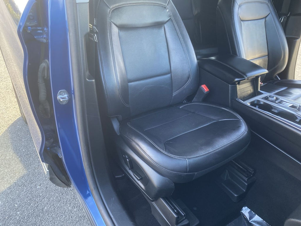 Thumbnail: 2021 Ford Explorer - 9