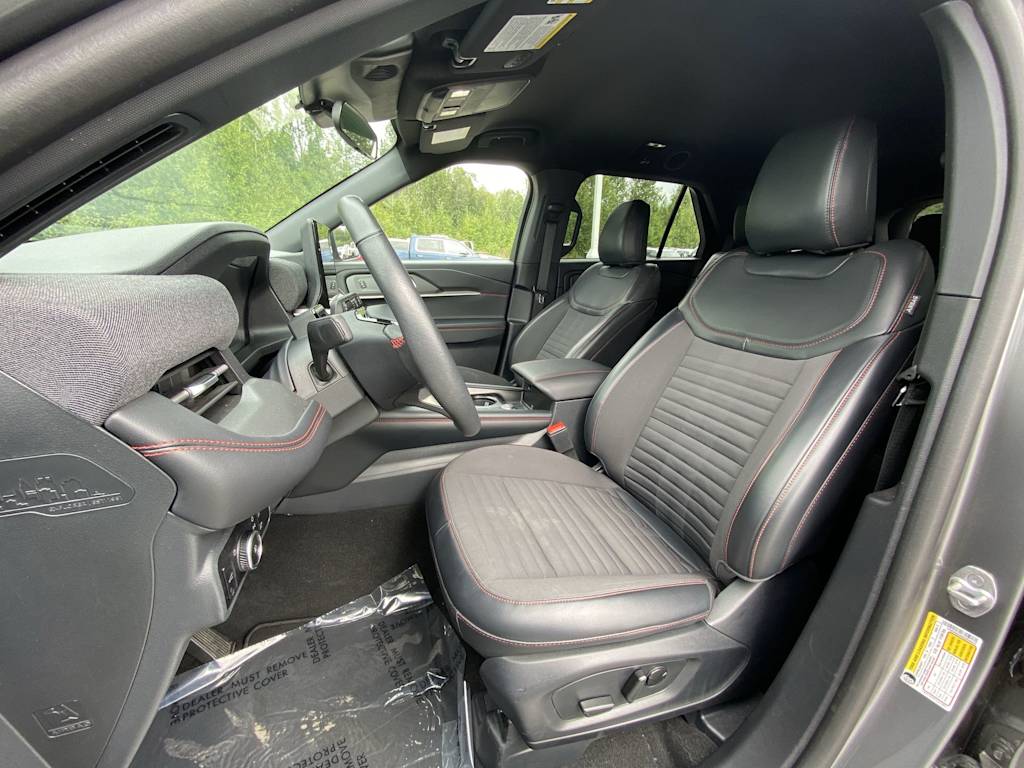 Thumbnail: 2025 Ford Explorer - 8