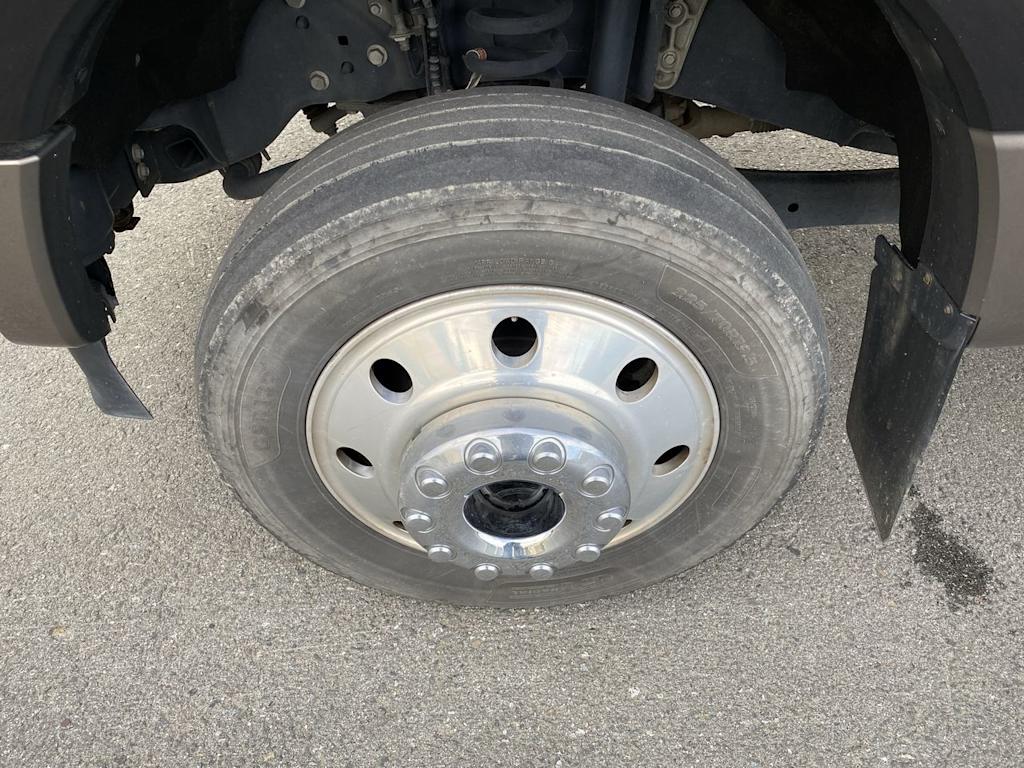 Thumbnail: 2021 Ford F-450 - 5