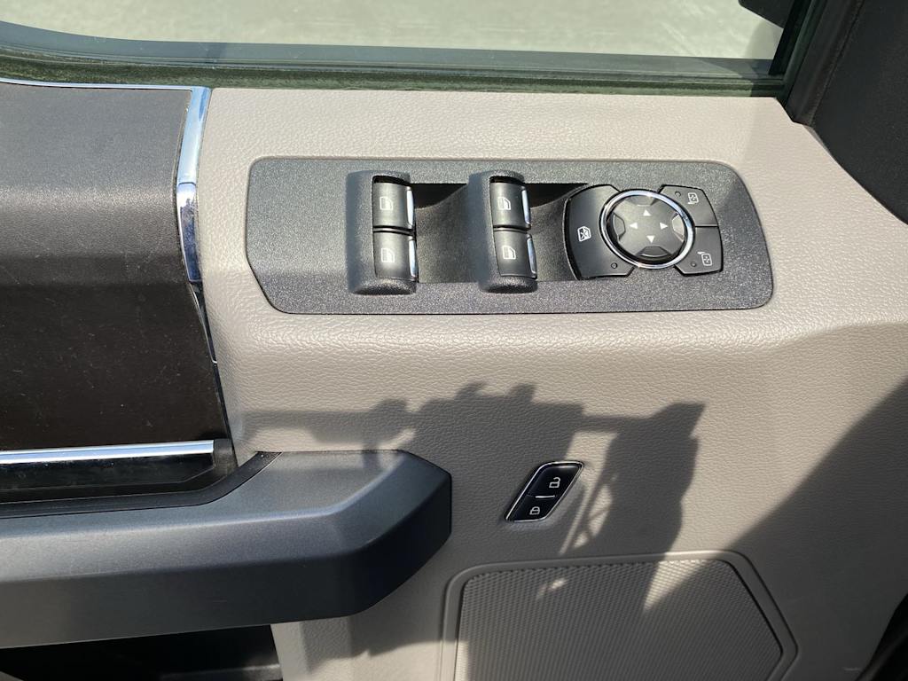 Thumbnail: 2018 Ford F-150 - 28