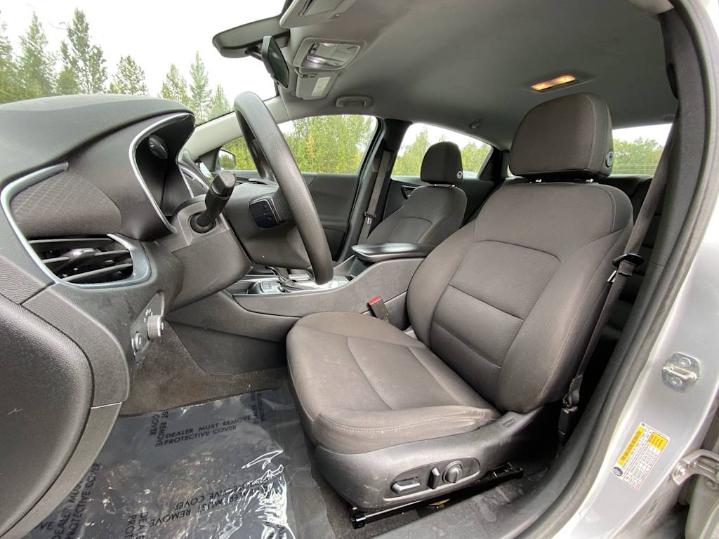 Thumbnail: 2020 Chevrolet Malibu - 9