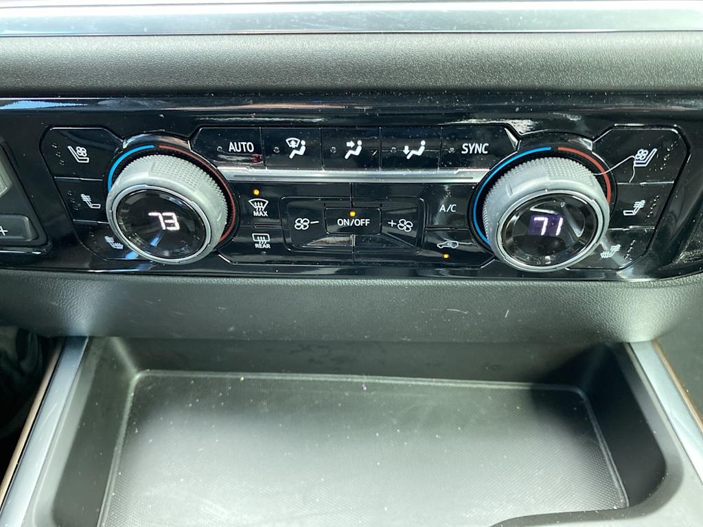 Thumbnail: 2024 Chevrolet Silverado 1500 - 23