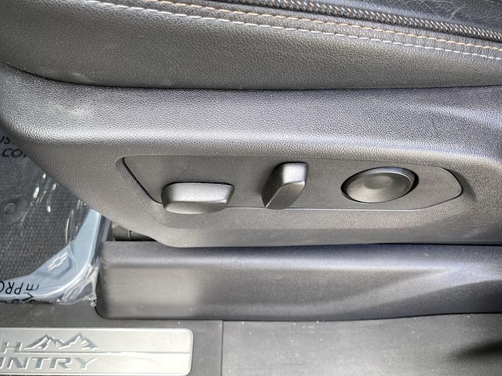 Thumbnail: 2024 Chevrolet Silverado 1500 - 18