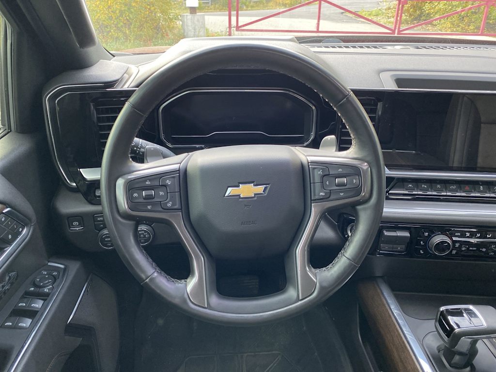 Thumbnail: 2025 Chevrolet Silverado 1500 - 2