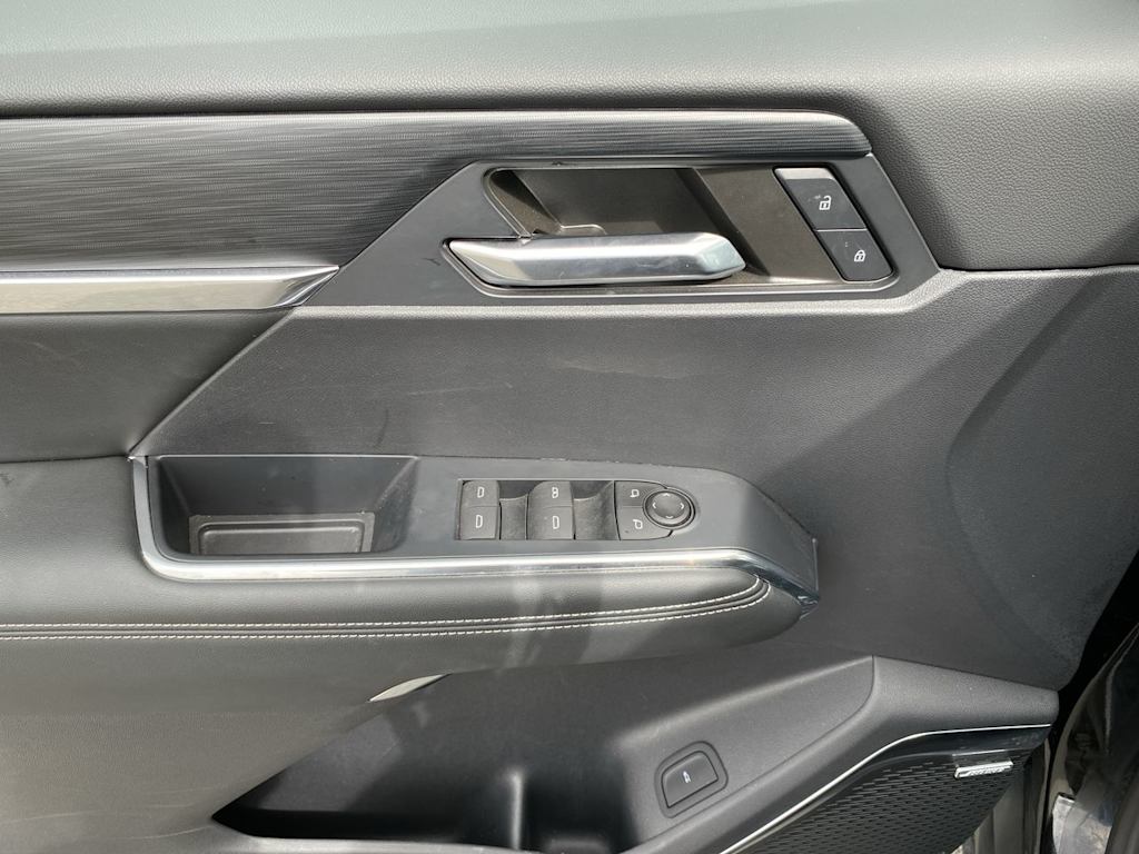 Thumbnail: 2024 GMC Acadia - 26